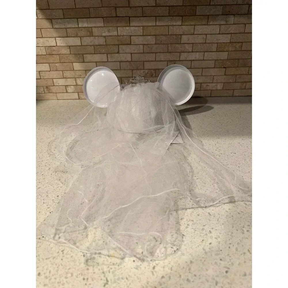 Disney Hat Minnie Mouse‎ Bride Ear Hat with Veil and Tiara - Happily Ever After